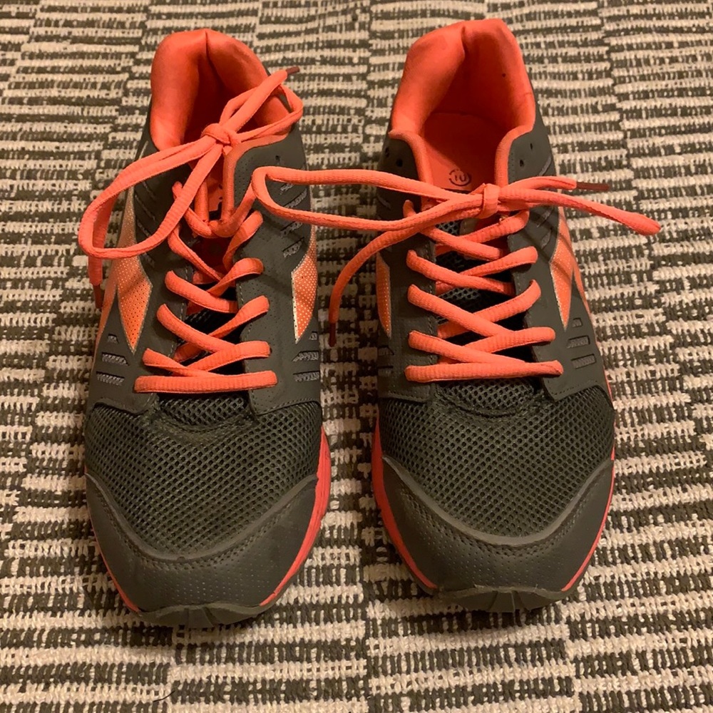 Konker women’s runner